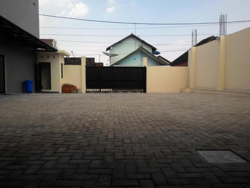 Dekost Madiun Ξενοδοχείο Εξωτερικό φωτογραφία